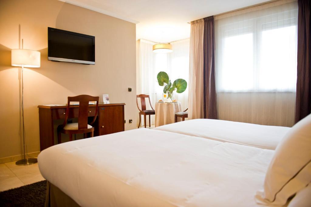 Hotel San Pedro Langreo Szoba fotó