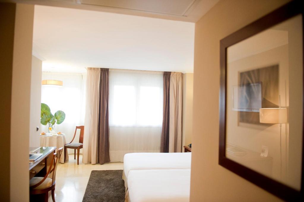 Hotel San Pedro Langreo Szoba fotó