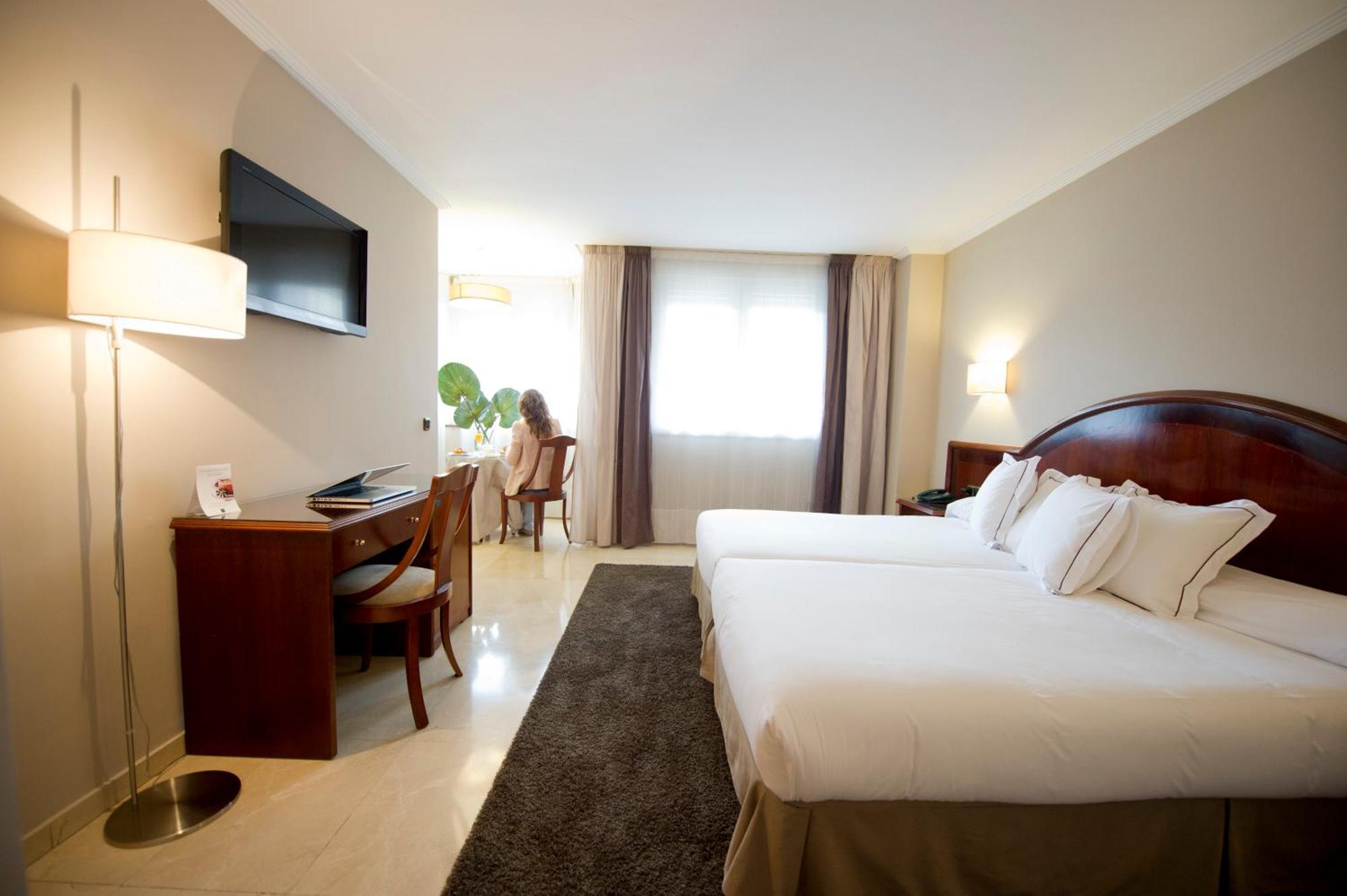 Hotel San Pedro Langreo Kültér fotó