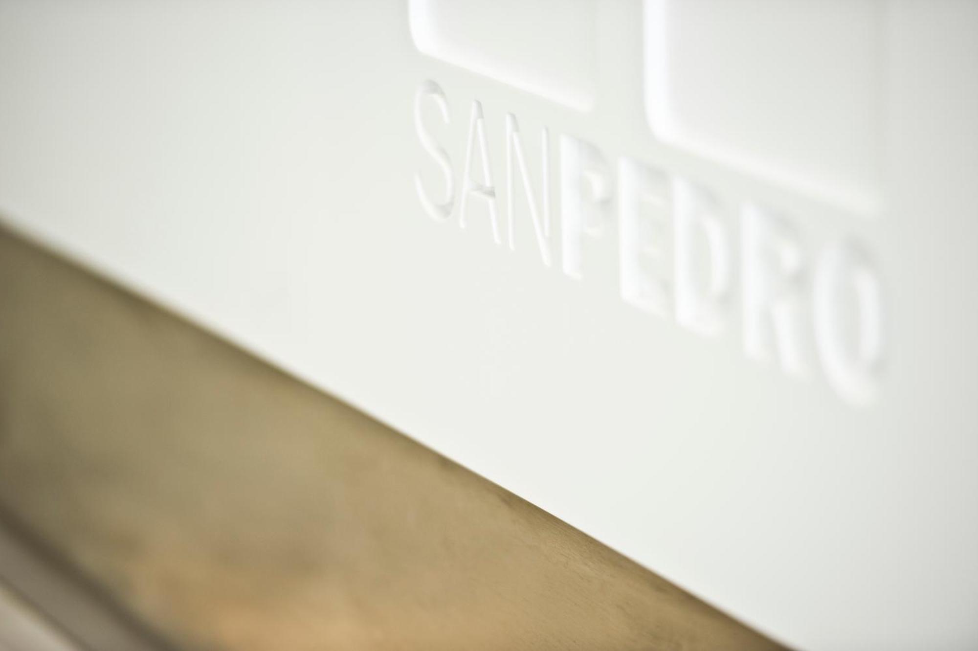 Hotel San Pedro Langreo Kültér fotó